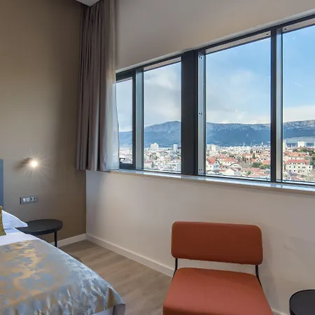 Seascape Luxury Pensionat 4*